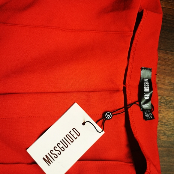 NWT MISSGUIDED tailored straight leg trousers - Picture 3 of 10